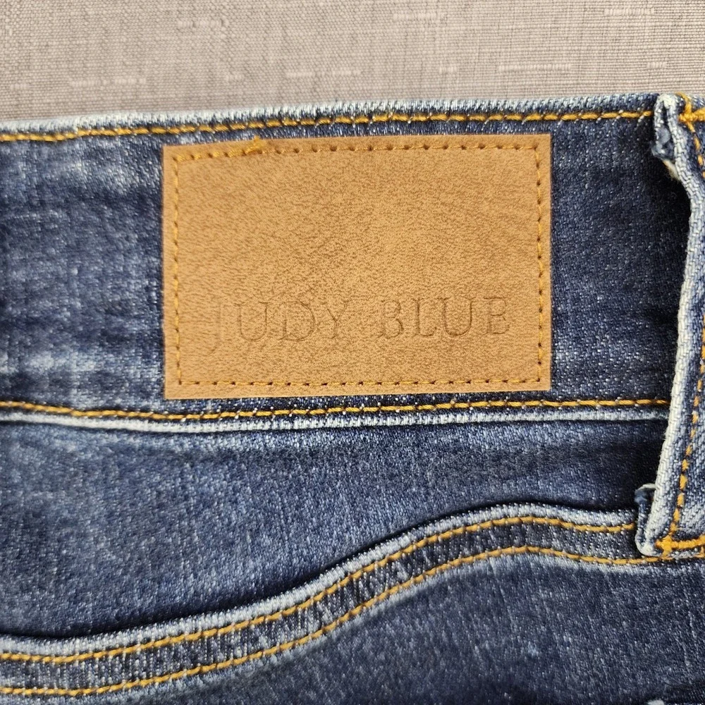 Judy Blue Distressed High Waisted Bootcut Jeans Dark Wash Raw Hem Size 1/25 - Picture 9 of 11